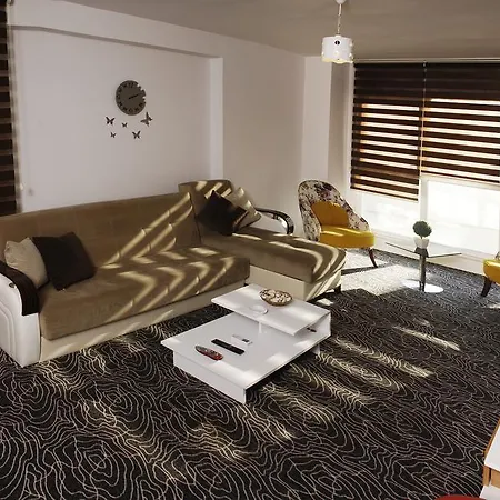 Fuar Deluxe Apart-hotel *