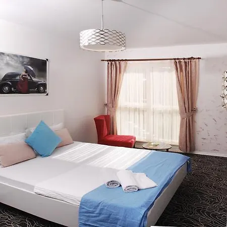 Apart-hotel Fuar Deluxe