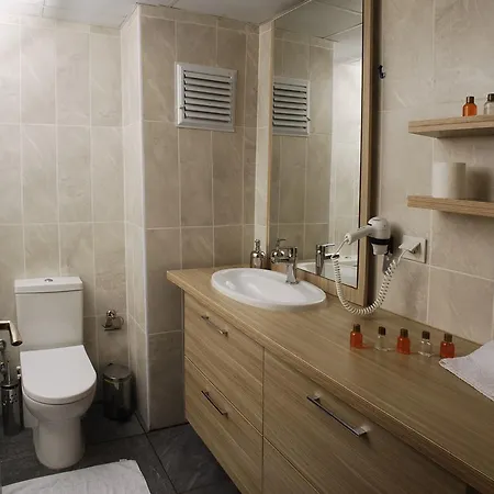 Fuar Deluxe Apart-hotel *